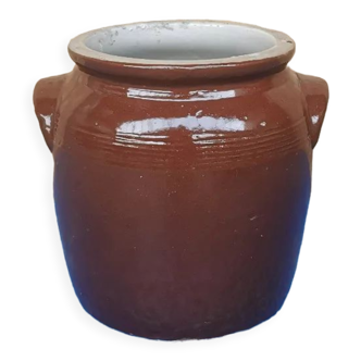 Old glazed stoneware pot