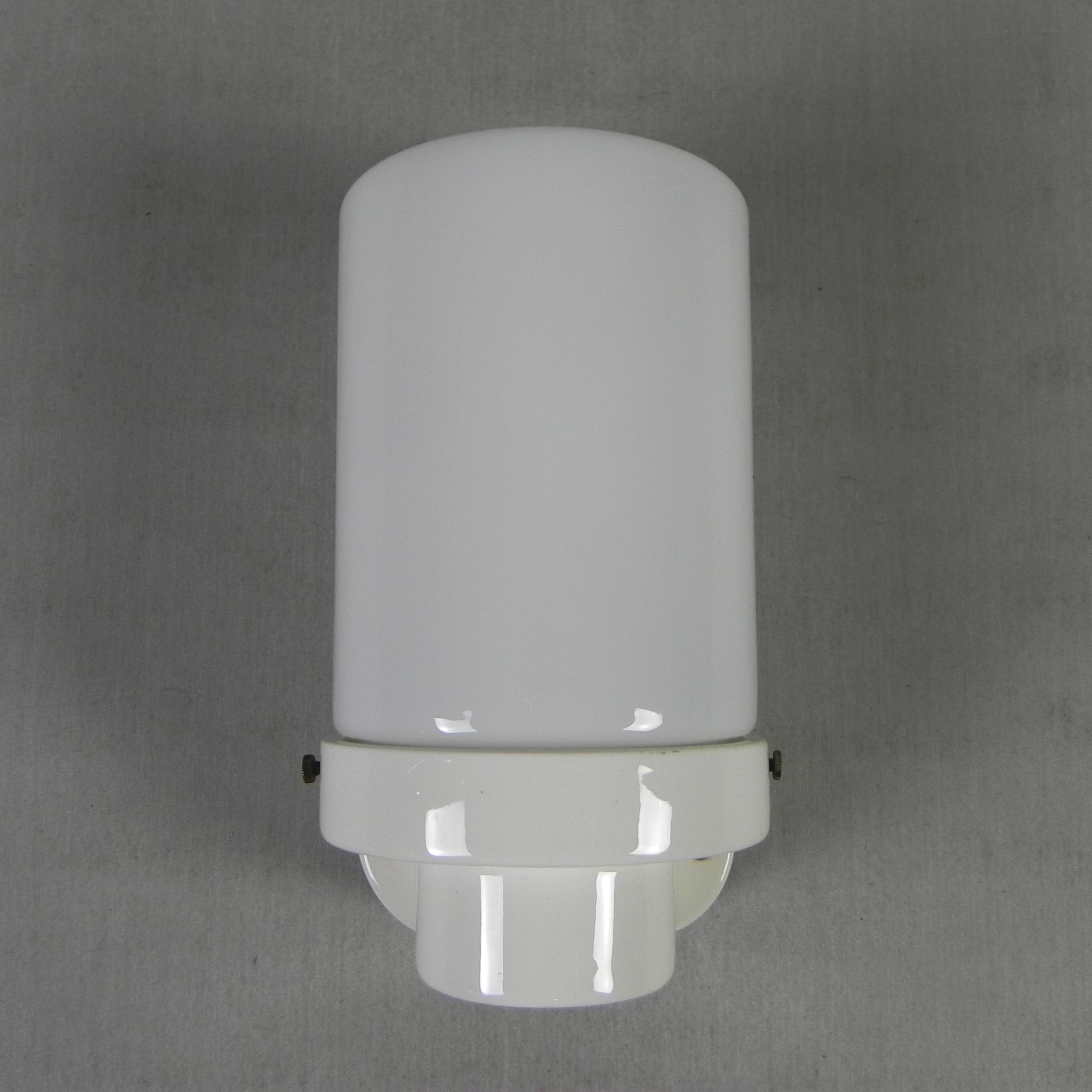 Art Deco wall lamp with porcelain holder, 1930s