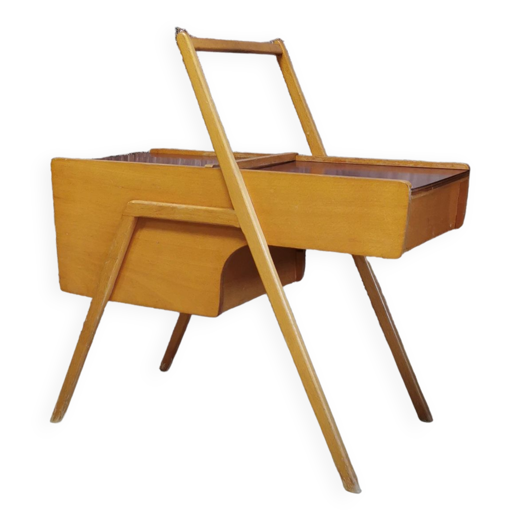 Vintage foot compass worker