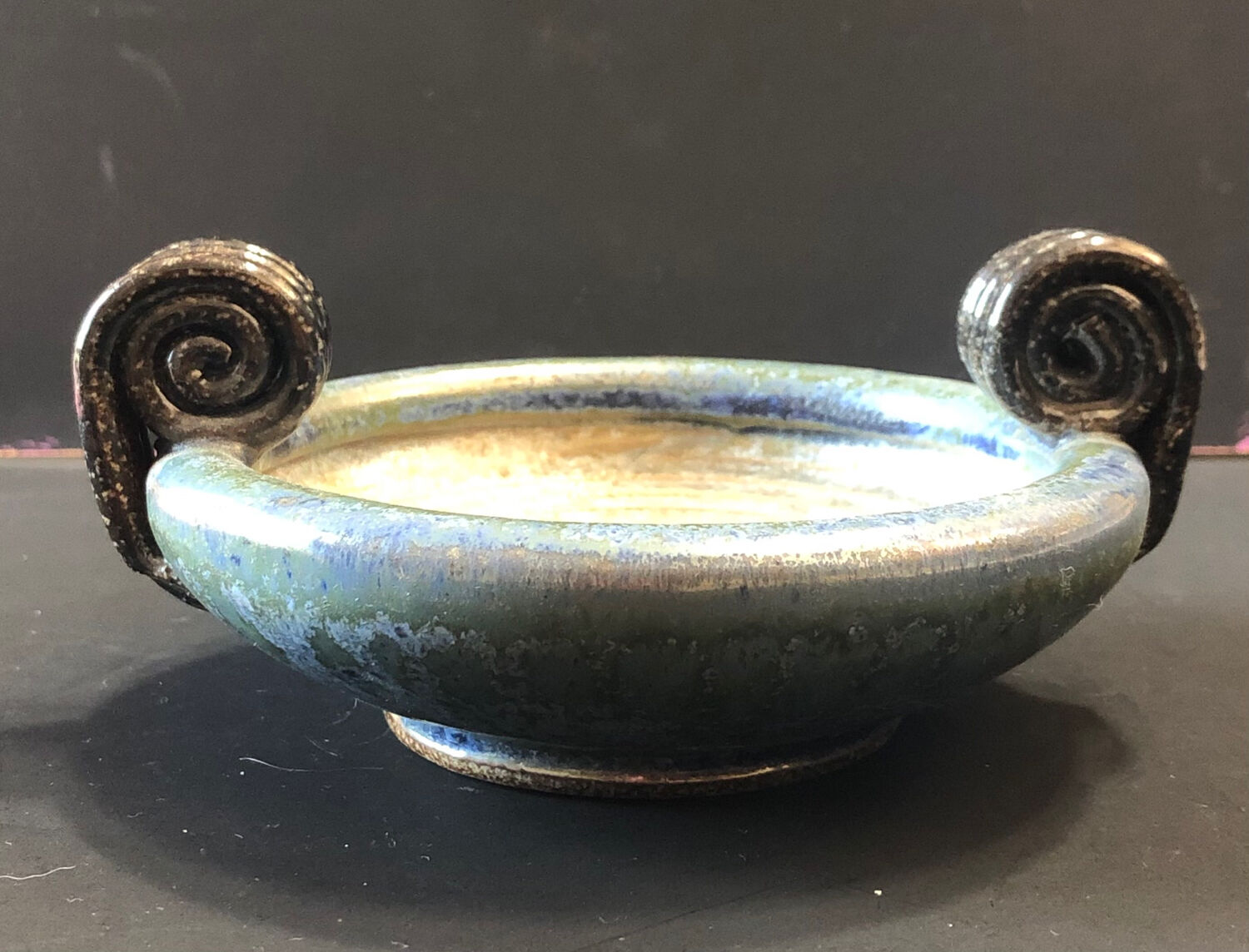 Empty pocket in Guérin sandstone