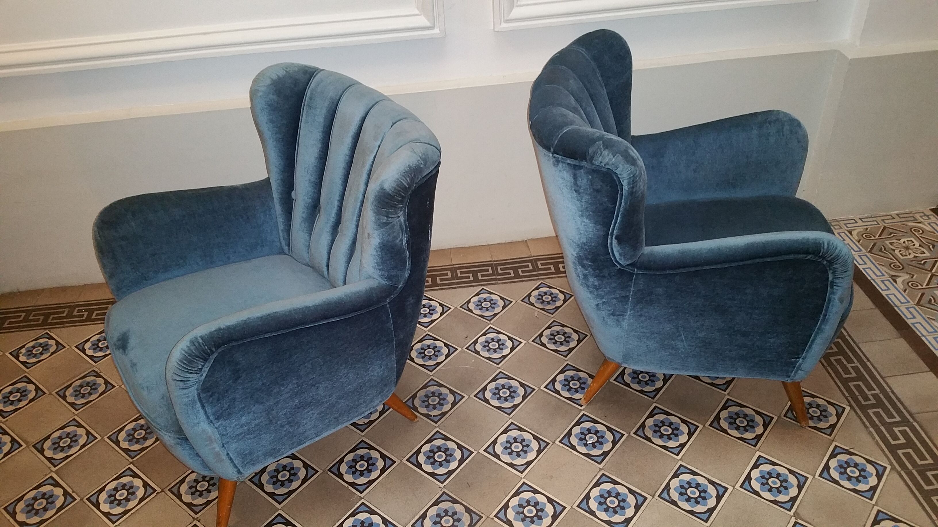 Superb pair Wing chair years 50 club chairs.