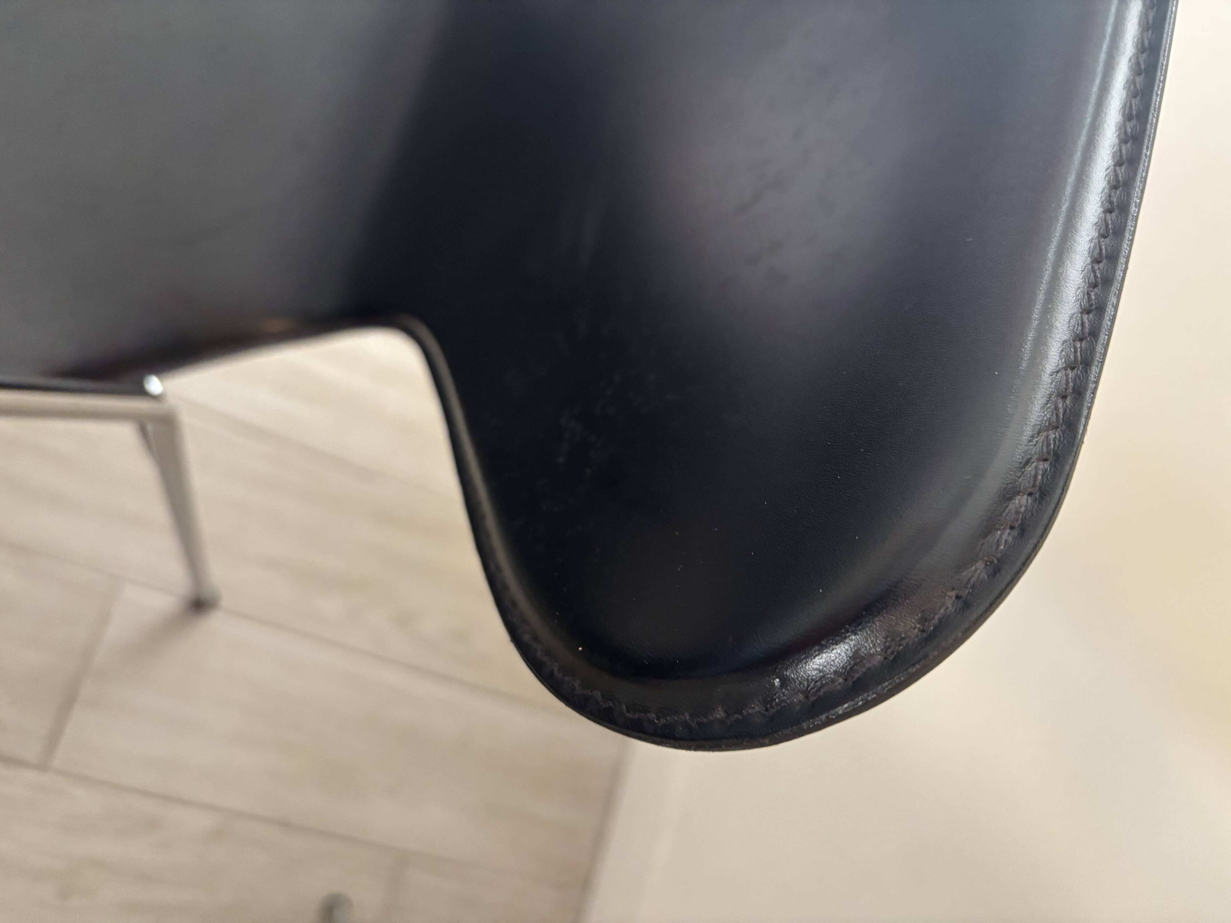 Chaises Arne Jacobsen