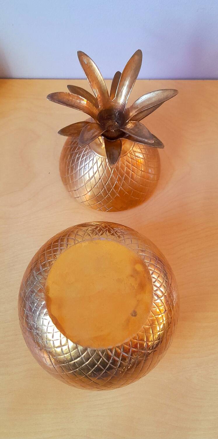 Brass pineapple from the 70s