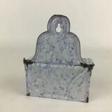 Boxe matches in sheet metal emaillee