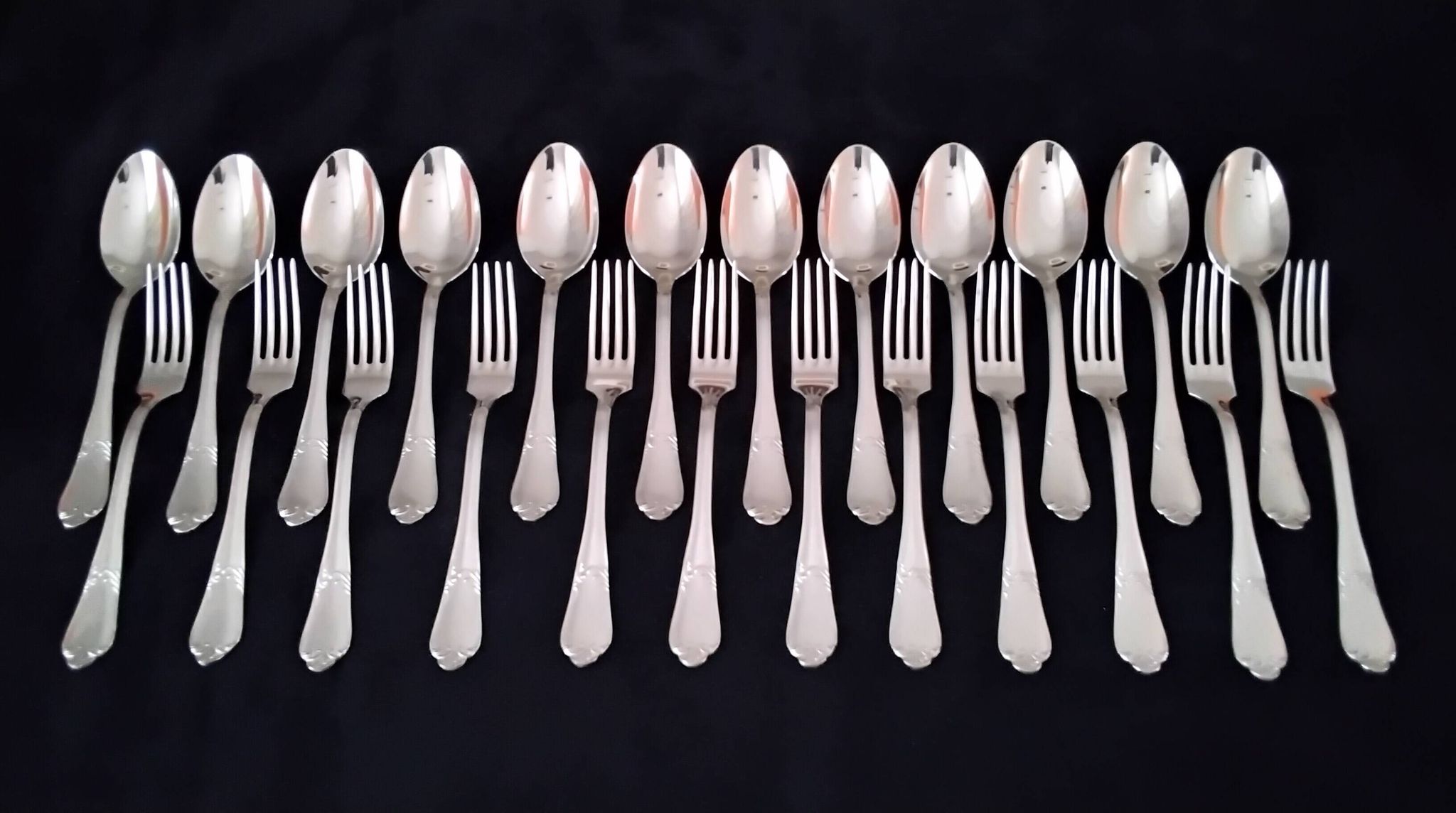 Guy Degrenne Rocaille Model Louis XV Style Stainless Steel Cutlery Set