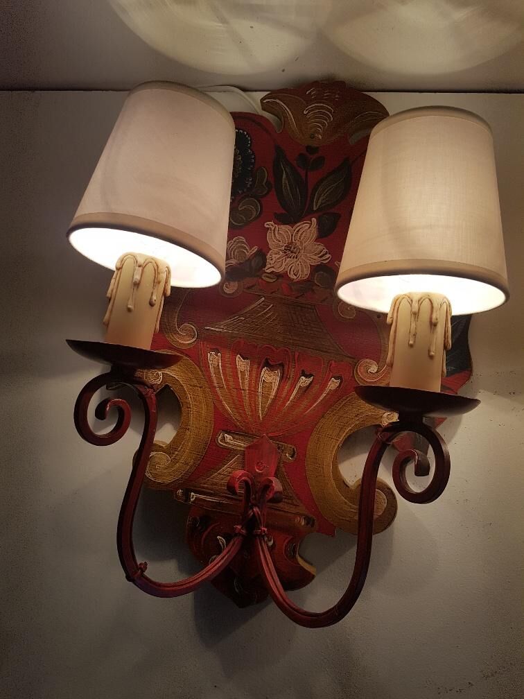 Paire d'appliques montagne vintage bois peint
