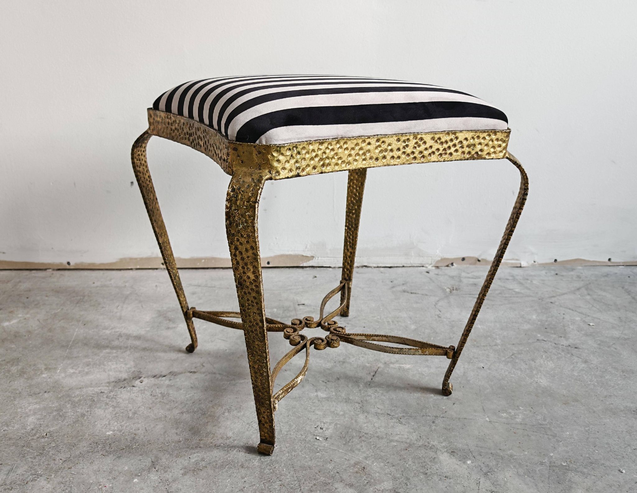 Pair of Mid Century Modern ottomans by Pier Luigi Colli from the 1950s.