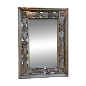 Miroir en bois sculpté