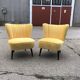 Set de 2 fauteuils cocktail jaunes en velours et hêtre massif années 1950