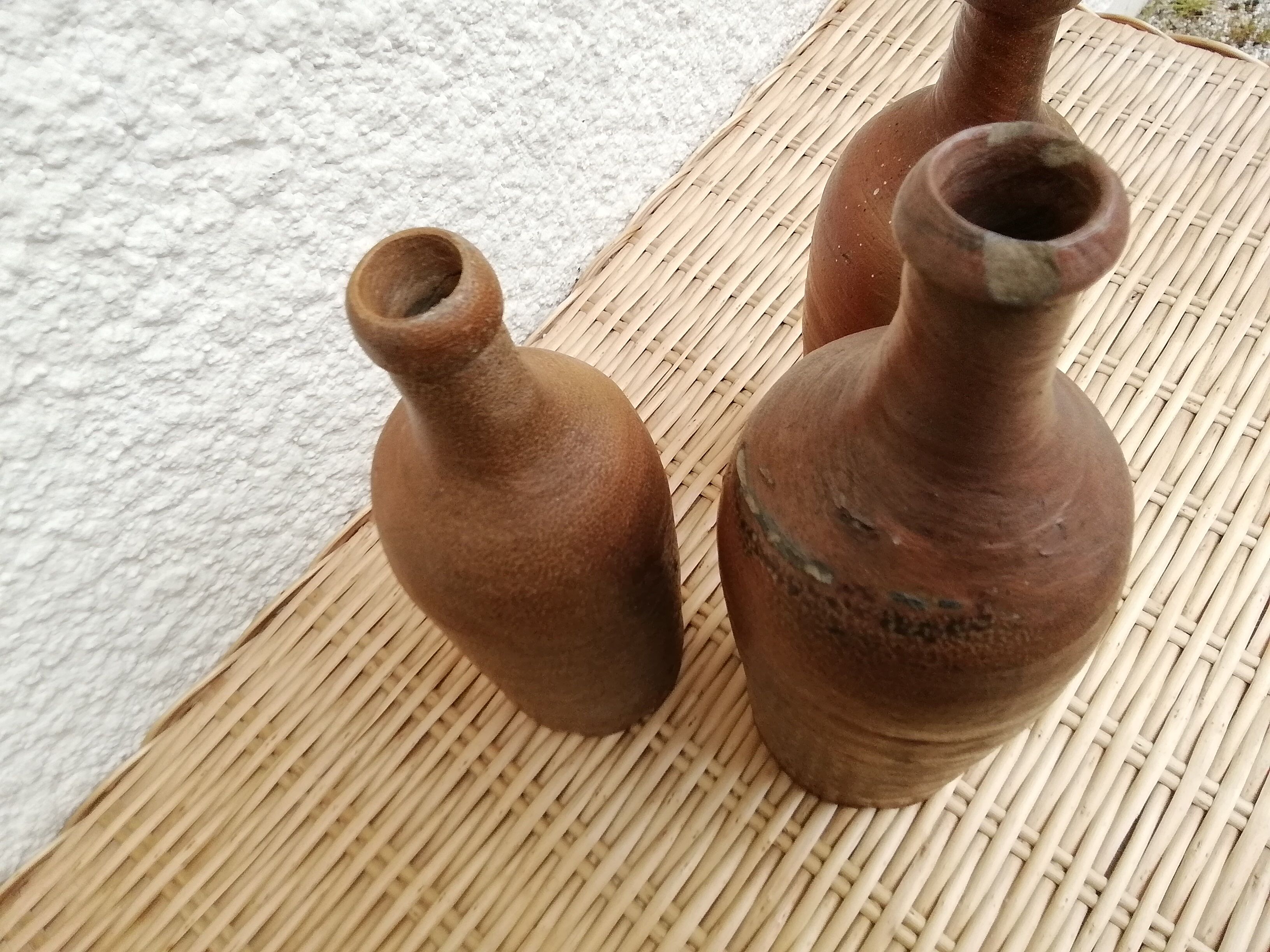 19th lot sandstone bottle of 3