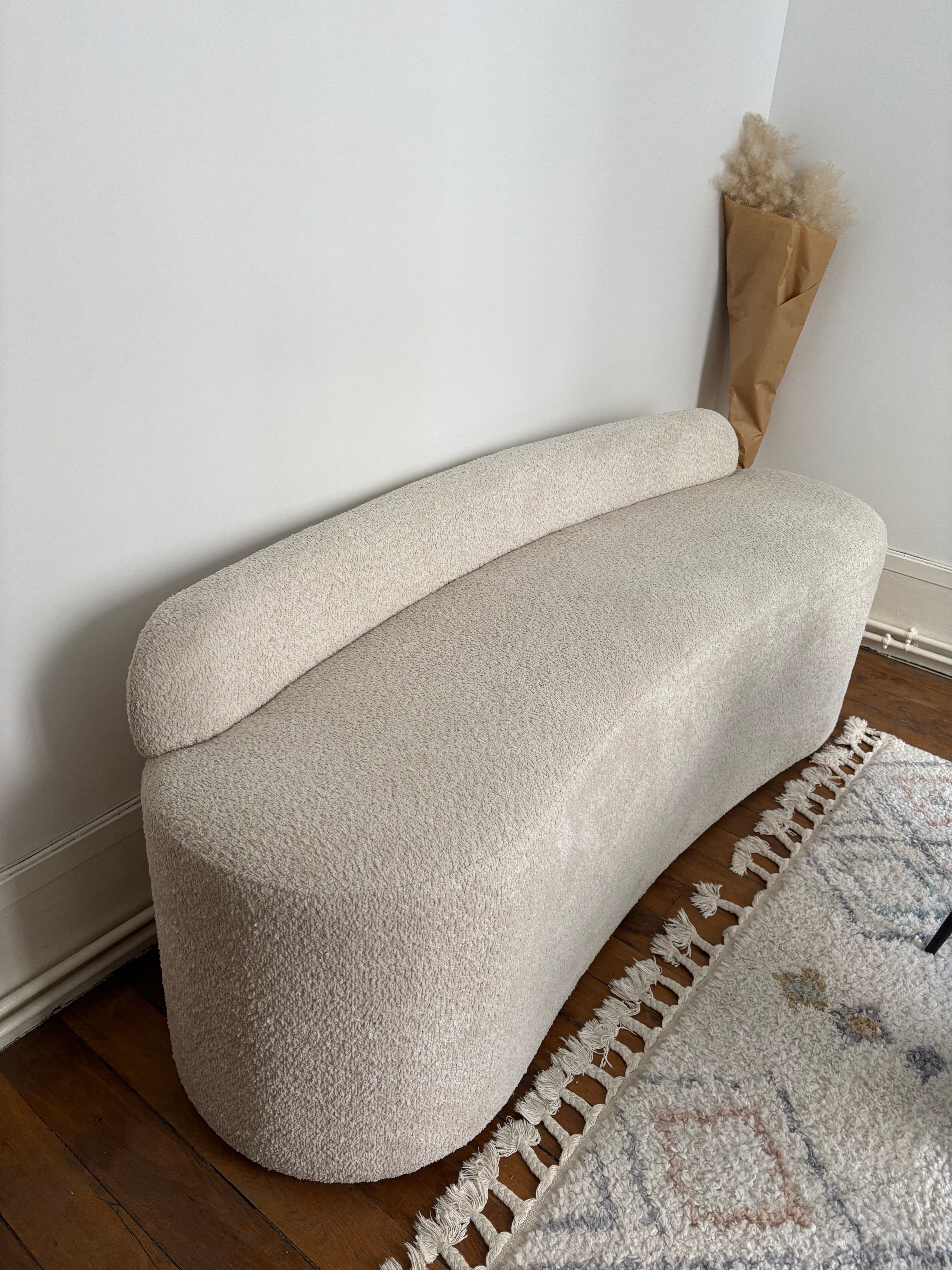 Banquette en tissu bouclette beige