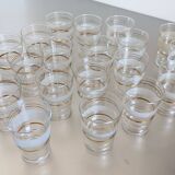 19 granite and frosted effect glasses, white and gold, 50s-60s