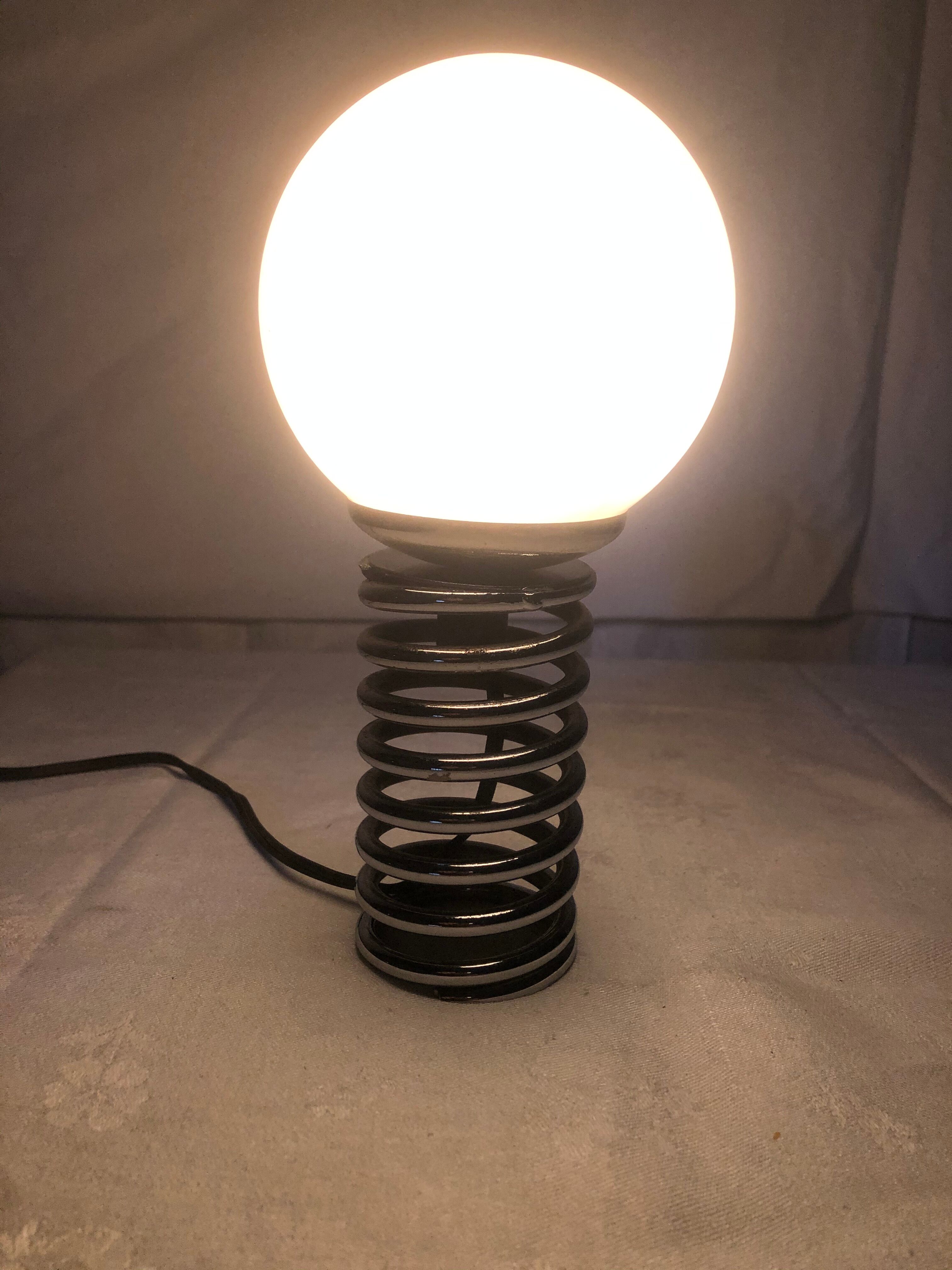 Lampe ressort design 1970