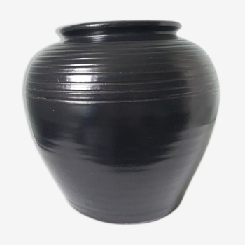 Black stoneware vase