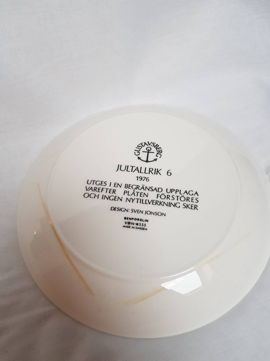 Ensemble de 4 assiettes de Noël suédoises Gustavsberg réalisé par Sven Jonson