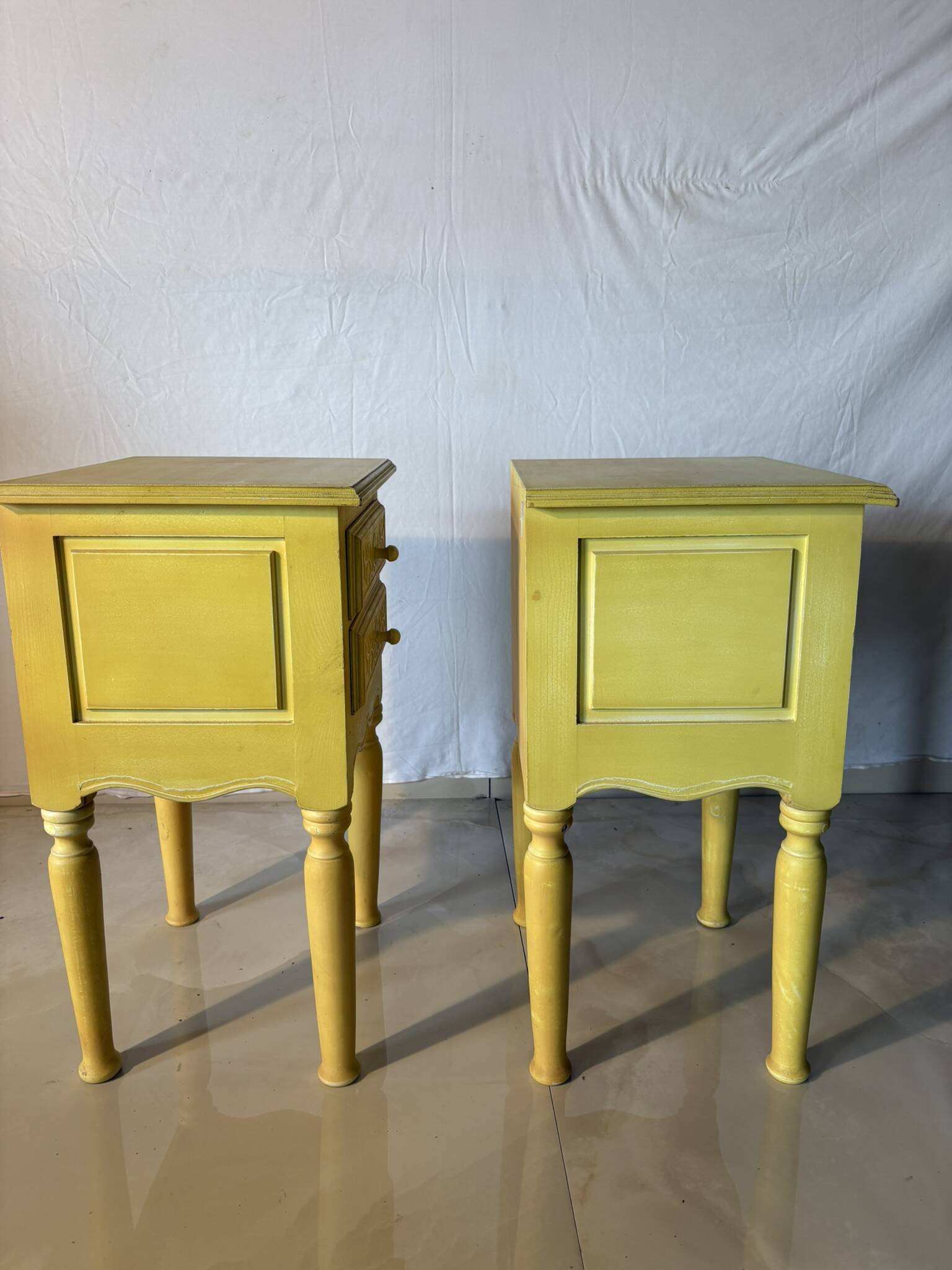 Pair of vintage carved wooden bedside tables – Sunny yellow finish
