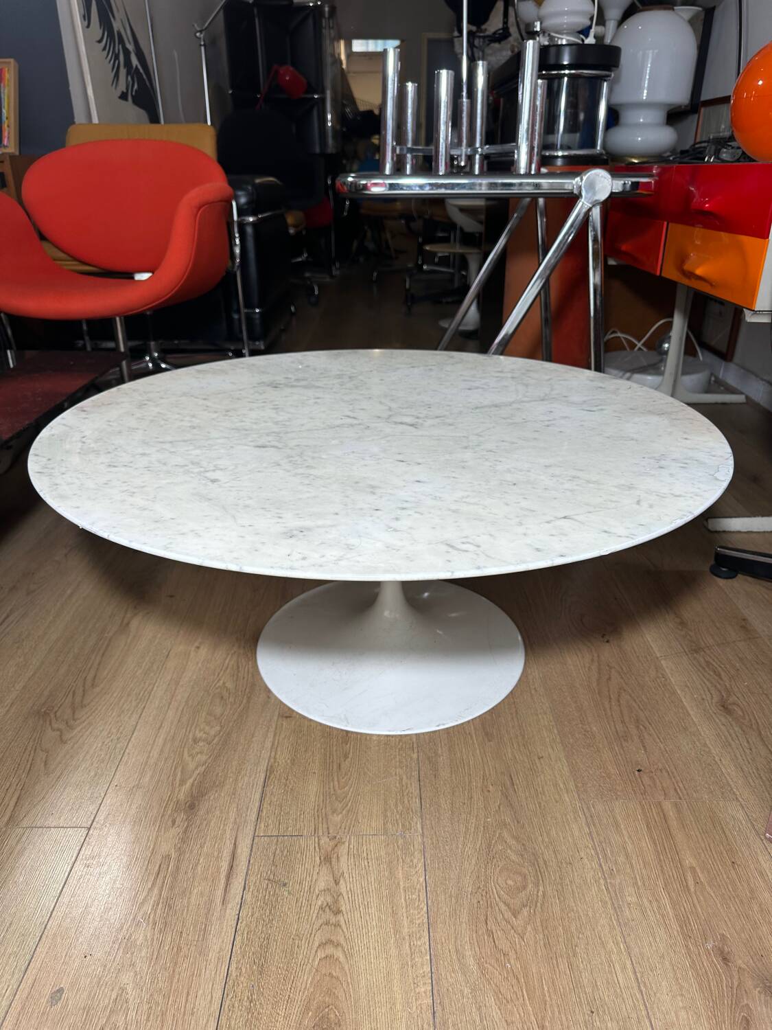 Eero Saarinen coffee table, vintage Knoll edition