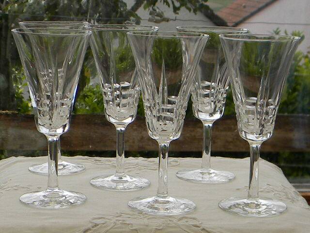 Lot de 6 verres à porto en cristal VILLEROY ET BOCH. Modèle Concorde.