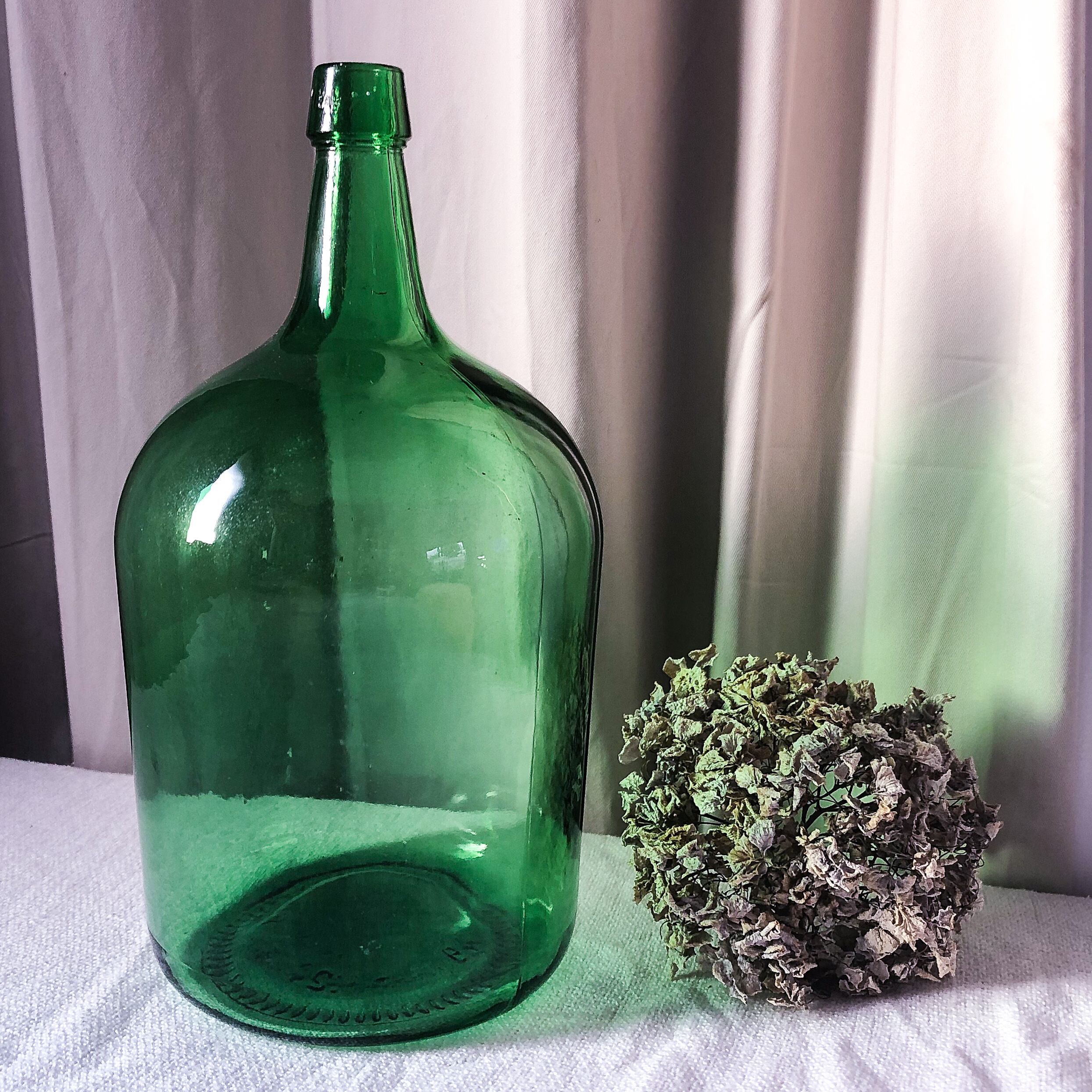 Demijohn