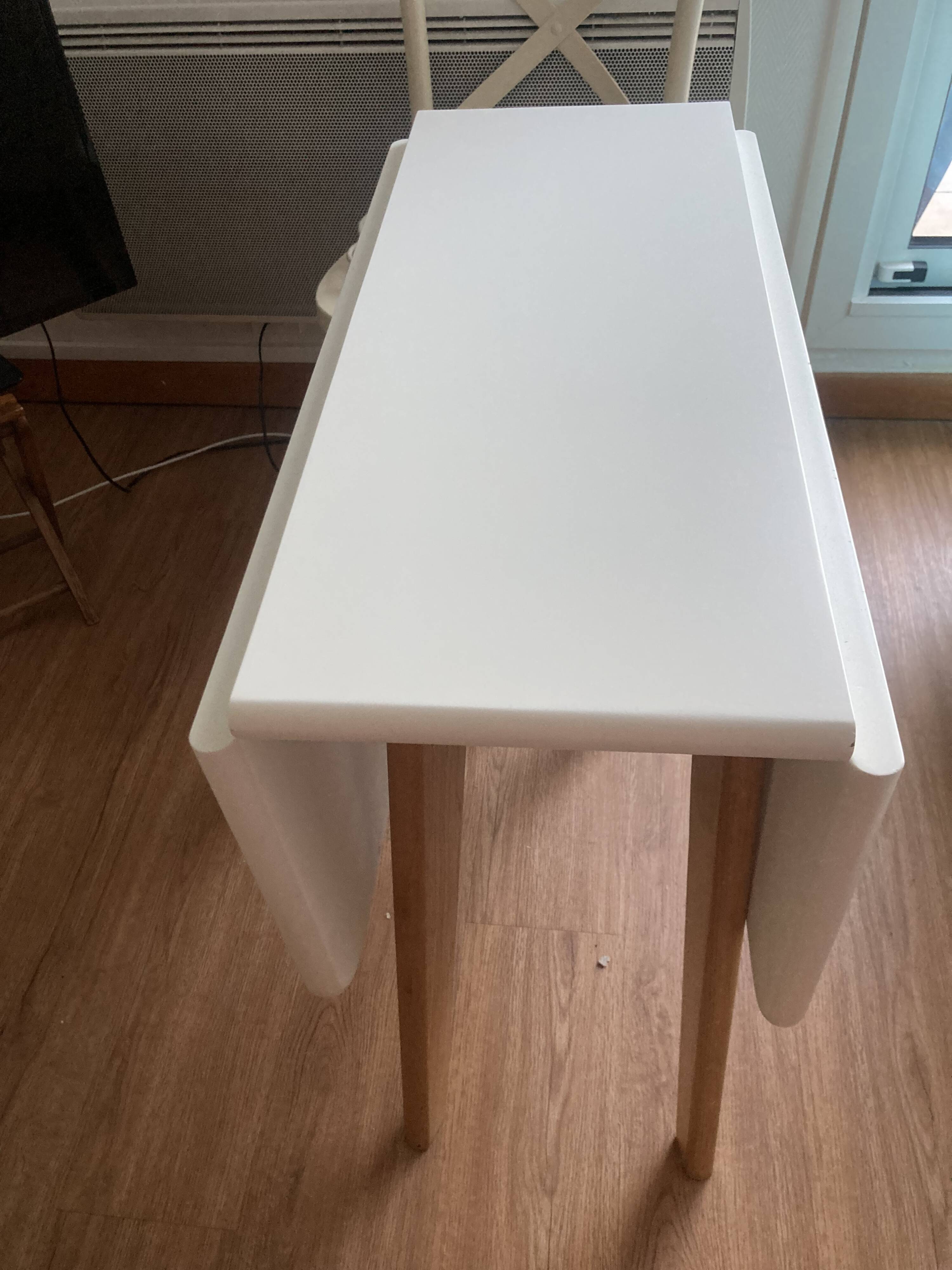 Table and console for the living room, modular dining room made.com