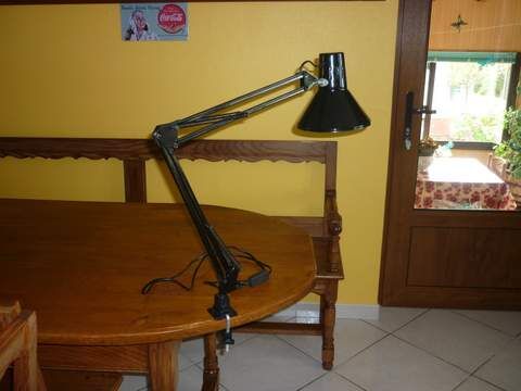 Desk lamp
