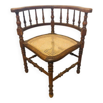 Corner chair in wood and cane
