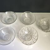 Set of 5 glass cups