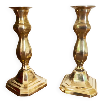 2 candle holders