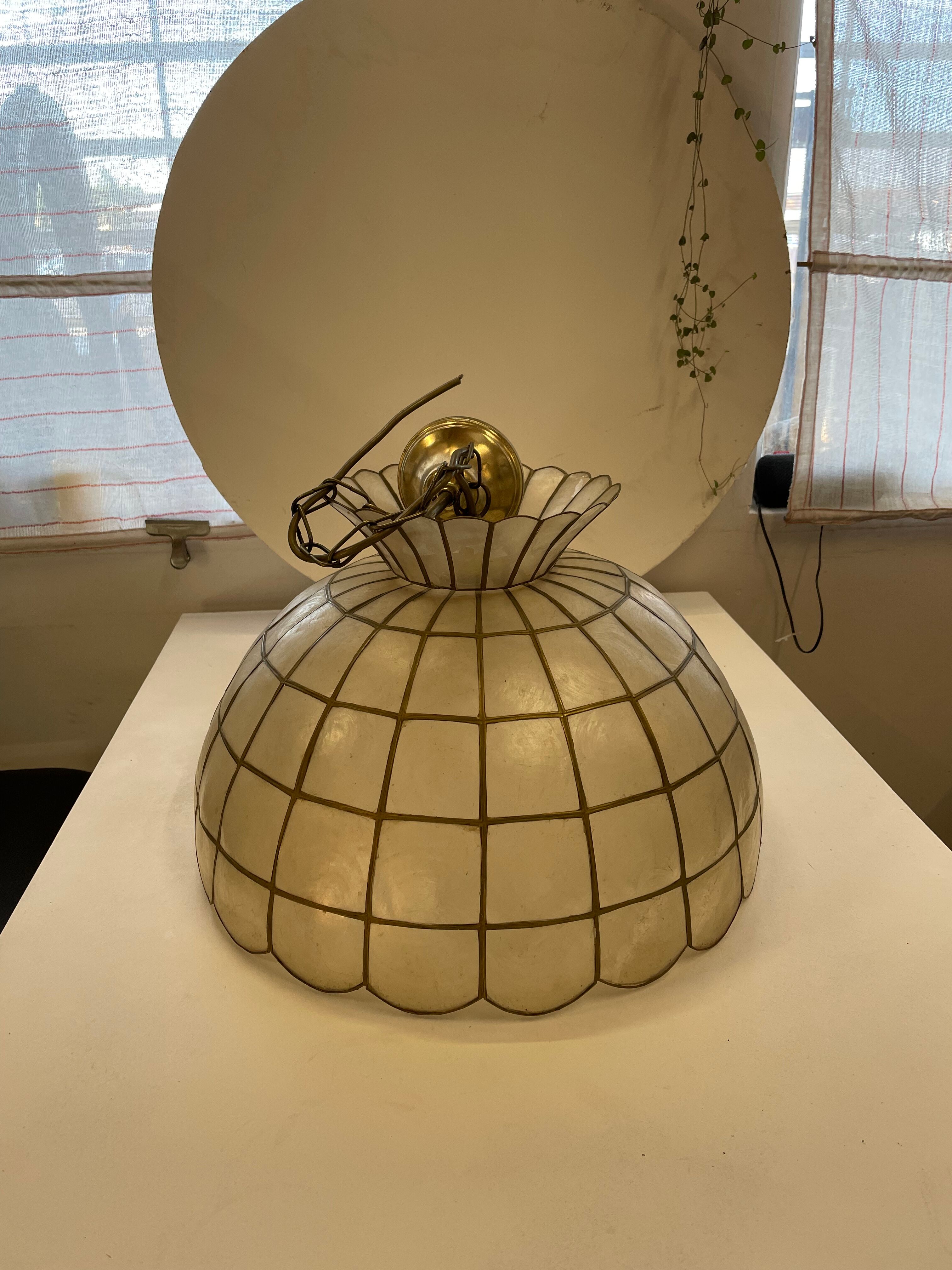 Vintage mother-of-pearl pendant lamp