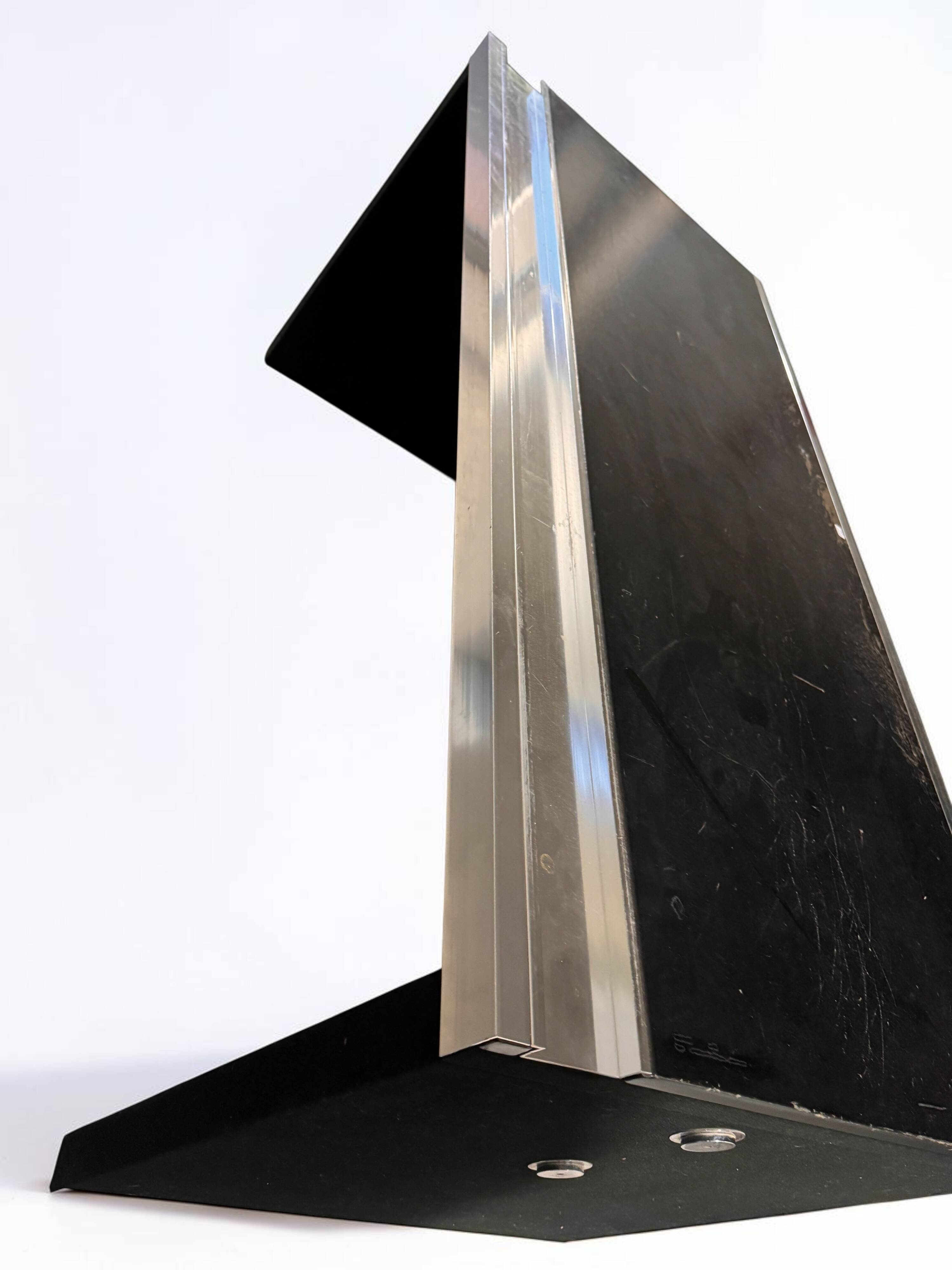Guido Faleschini's desk for Mariani, black lacquered, 1970s