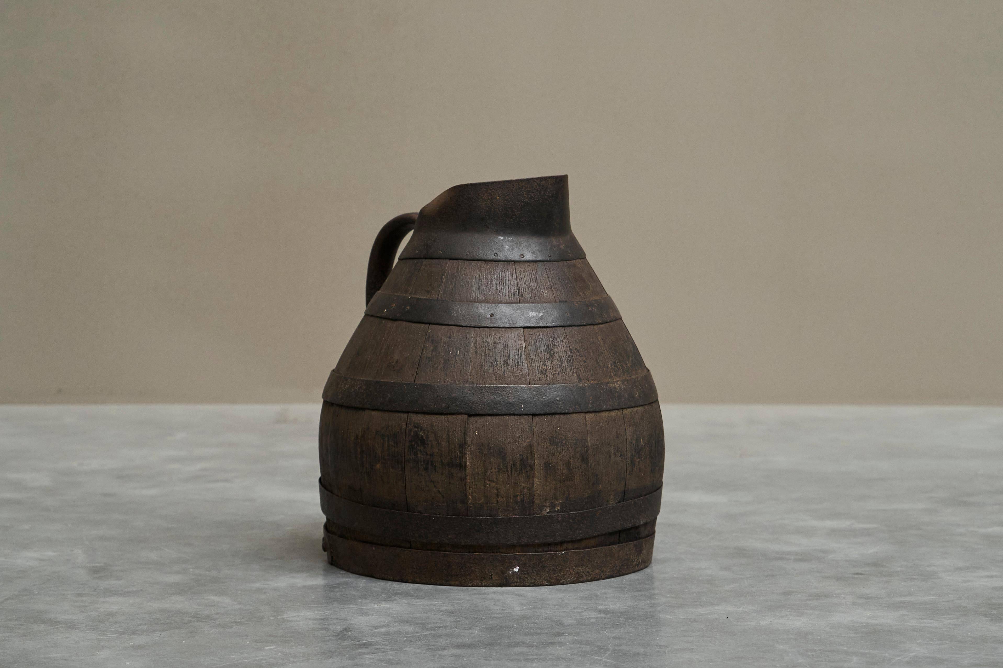 Wabi Sabi cradle in wood and wrought iron