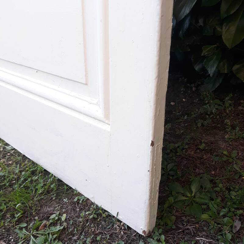 Communication door H219.5xL80cm, old panelled and moulded.