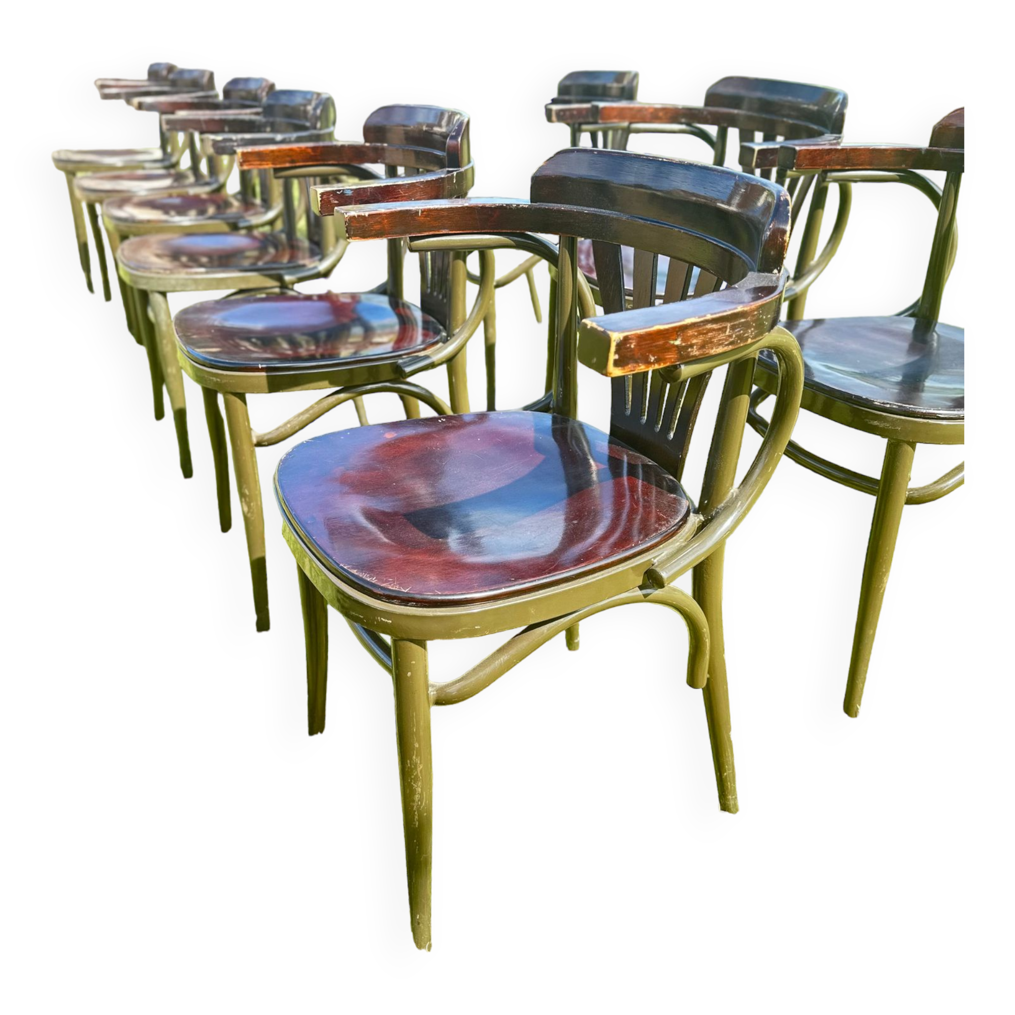 16 Unique Bistro chairs with metal legs