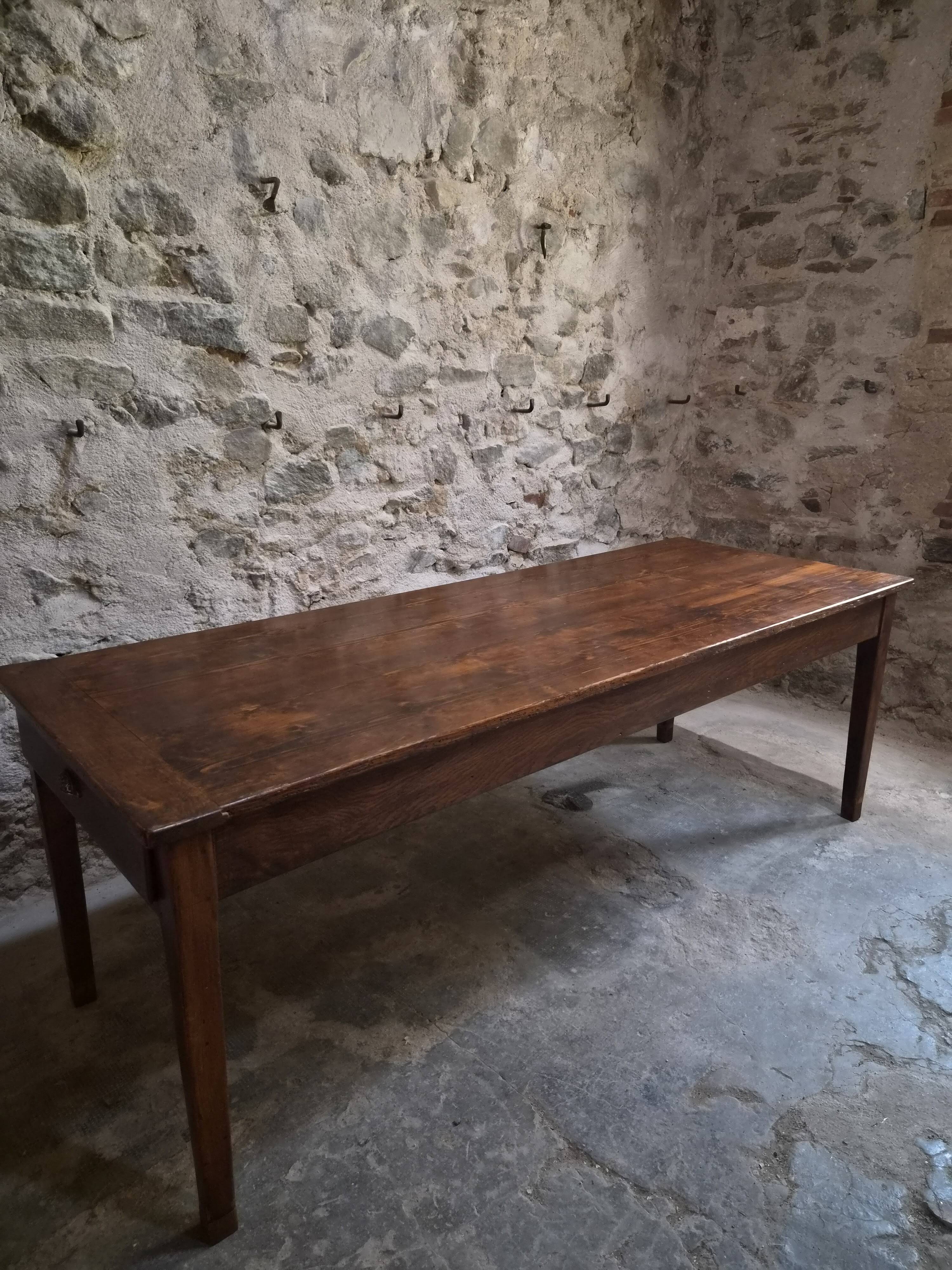 Table à manger de ferme française ancienne avec deux tiroirs | Chêne & pin | vers 1850–1900
