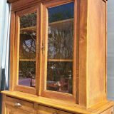 Library for actors or country buffet