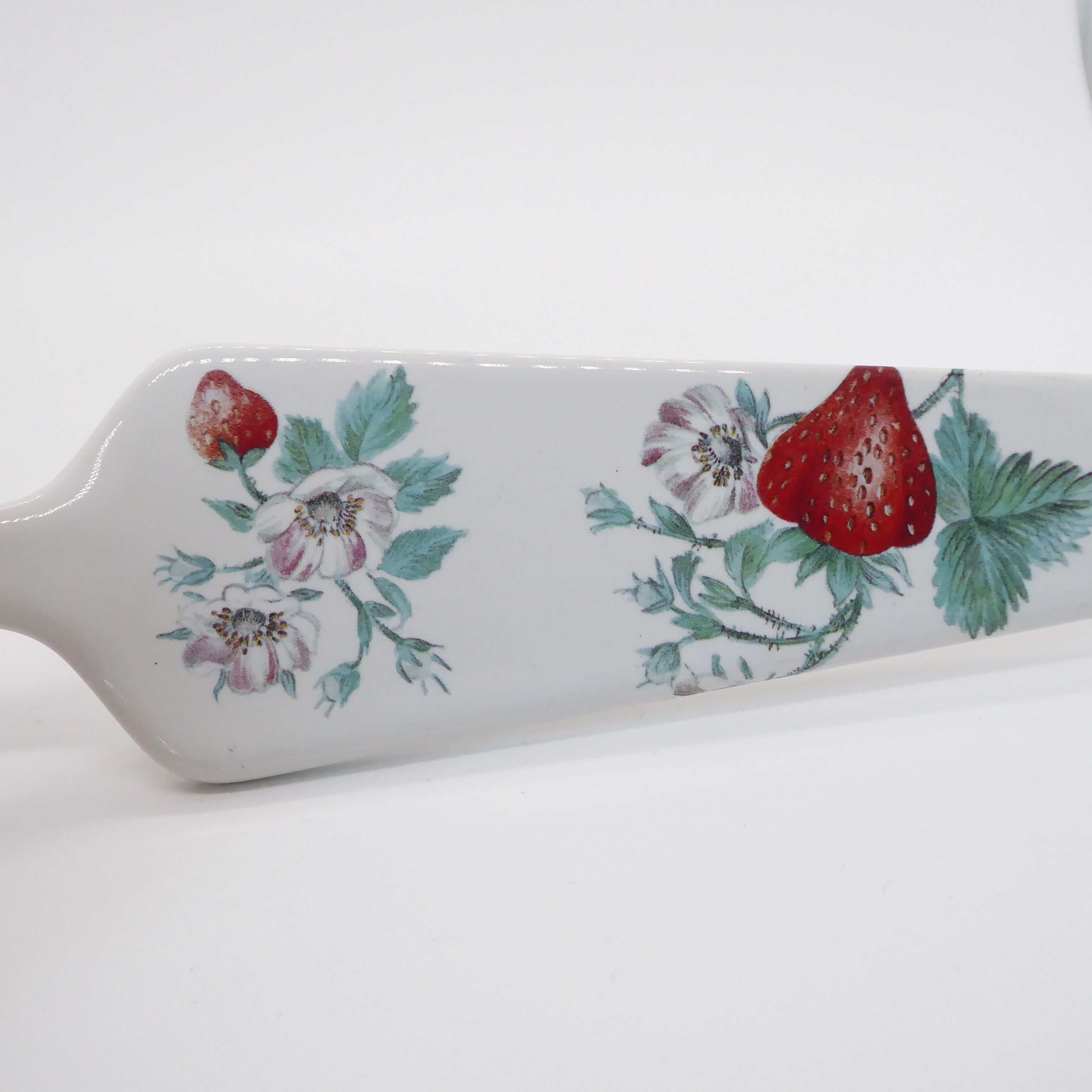 France porcelain pie shovel