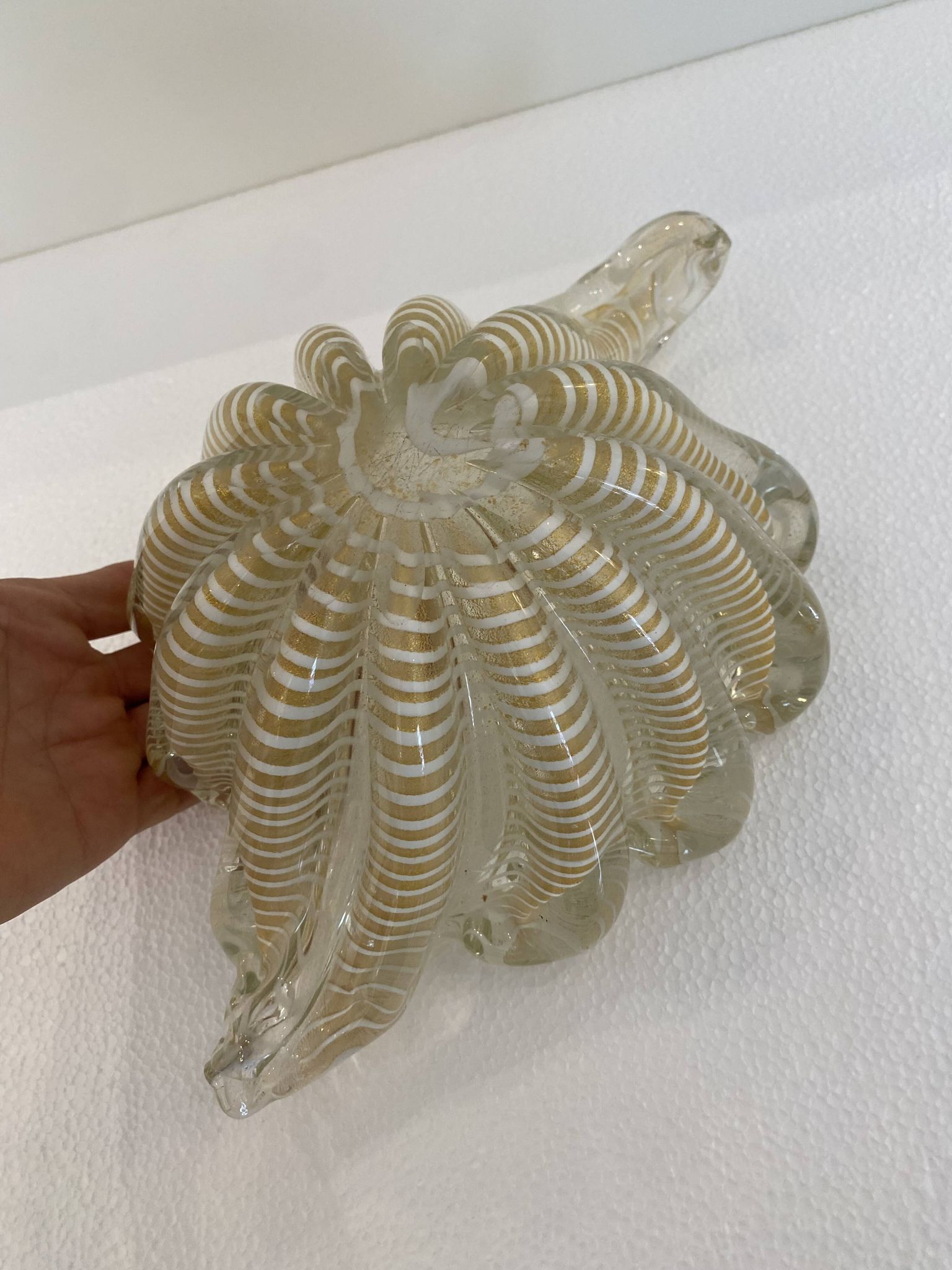 Murano Barovier 'Zebrati' Decor Glass Shell Bowl Hollywood Regency, 1960s