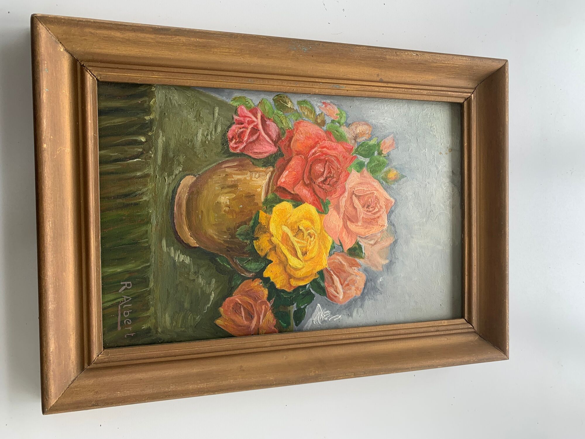 Painting on framed wood panel the bouquet of roses signed and vintage
