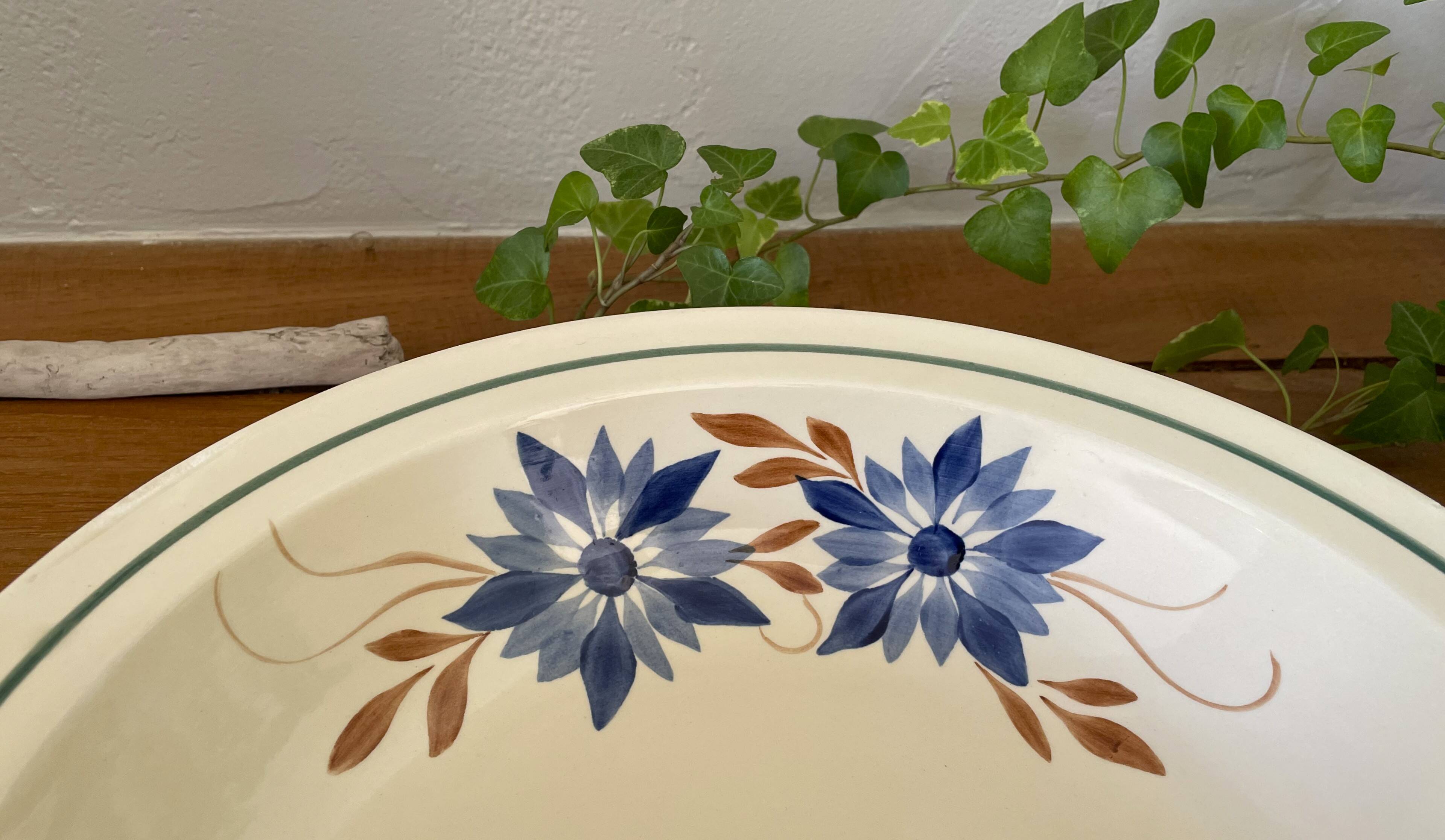 Antique salad bowl in earthenware from Choisy-le-Roi