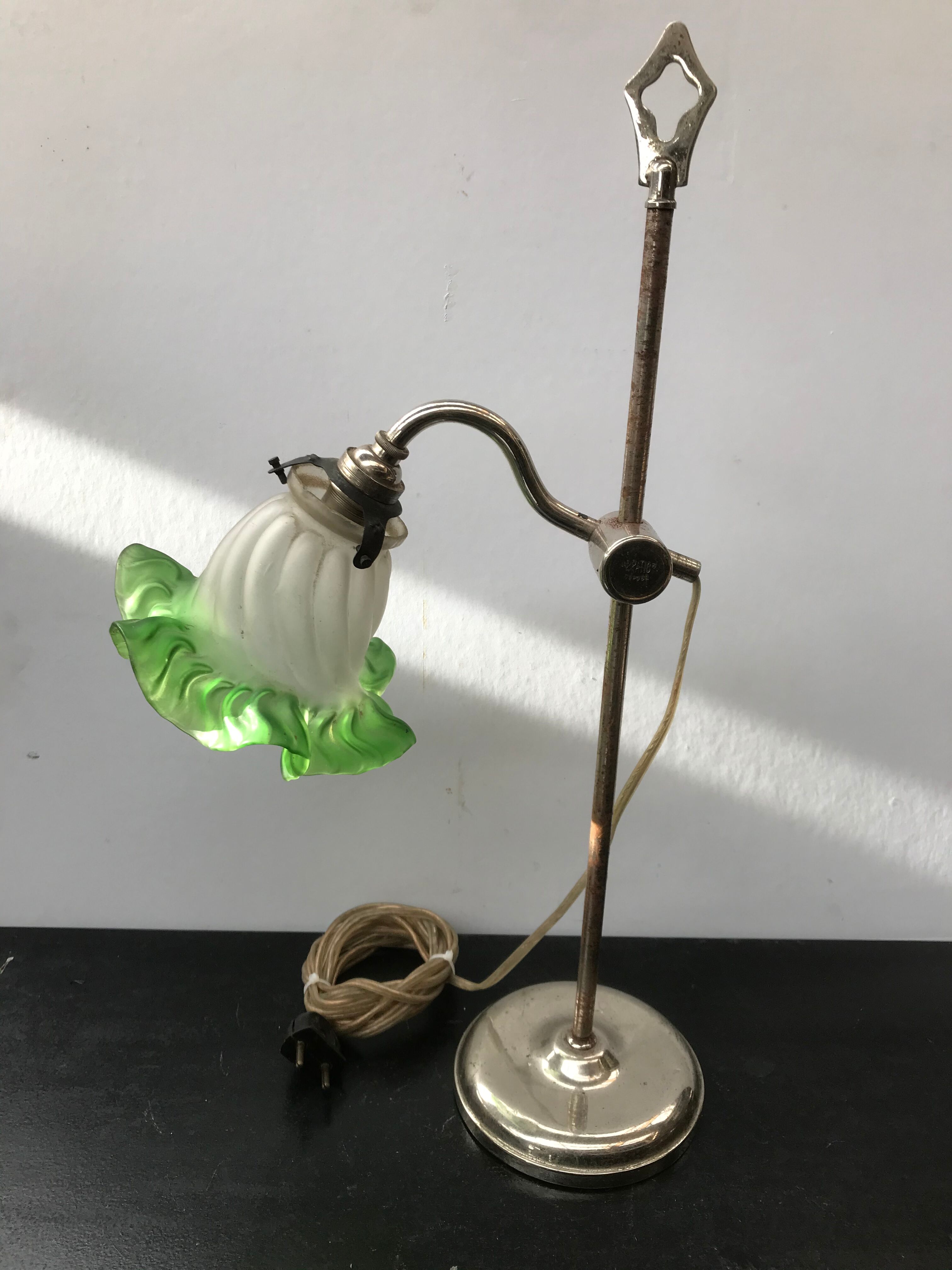 Pratic office lamp
