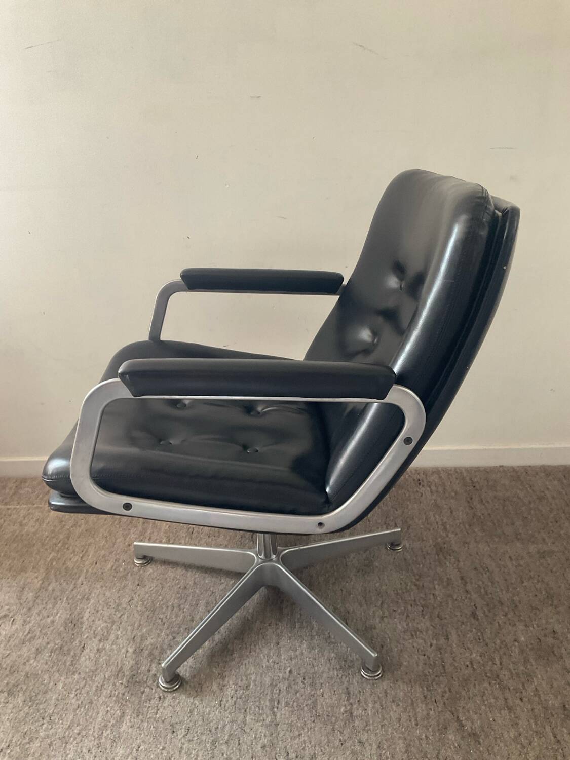Artifort armchair by Geoffrey Harcourt from the 60s-70s
