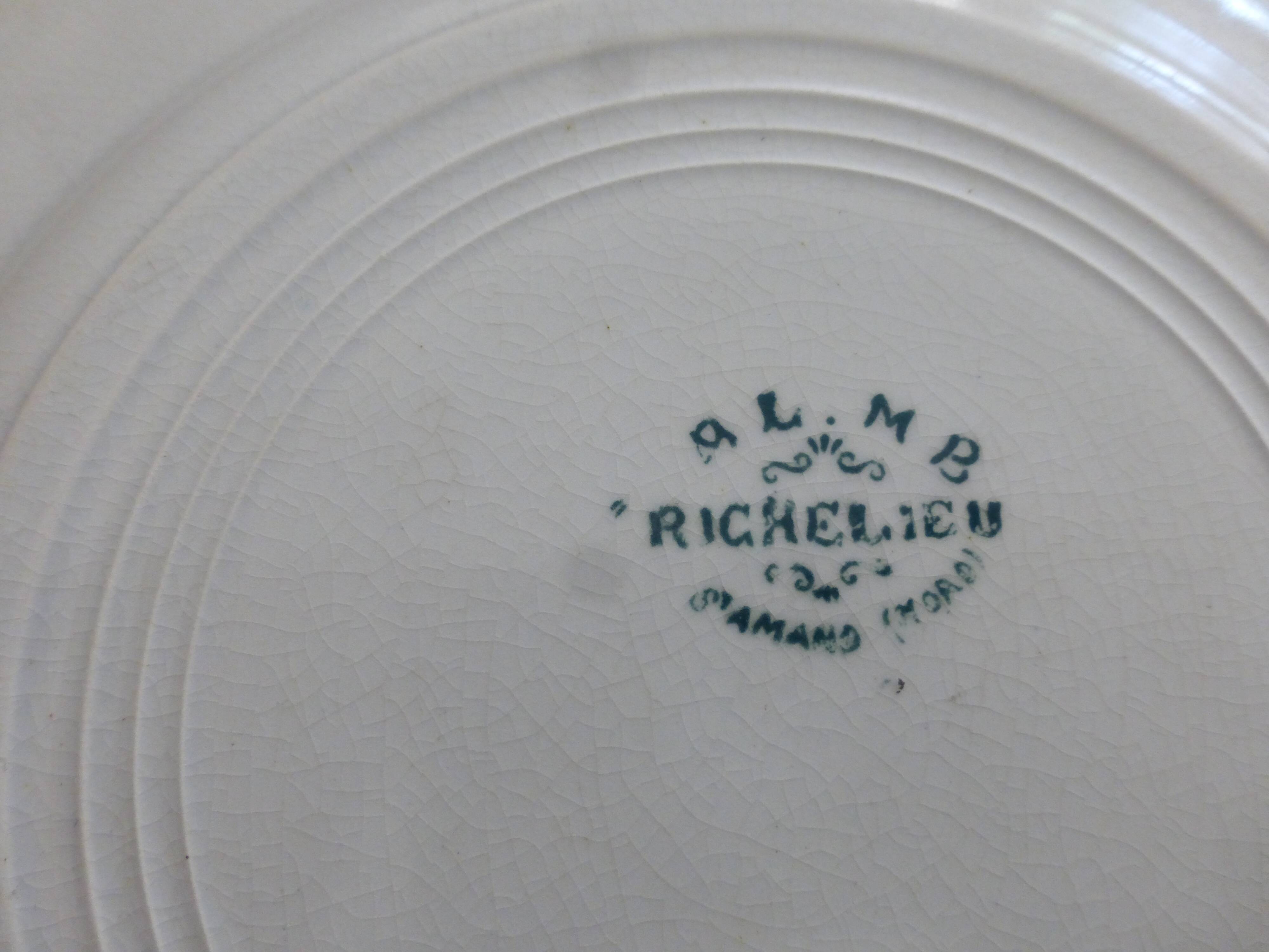 Iron earth faience plate