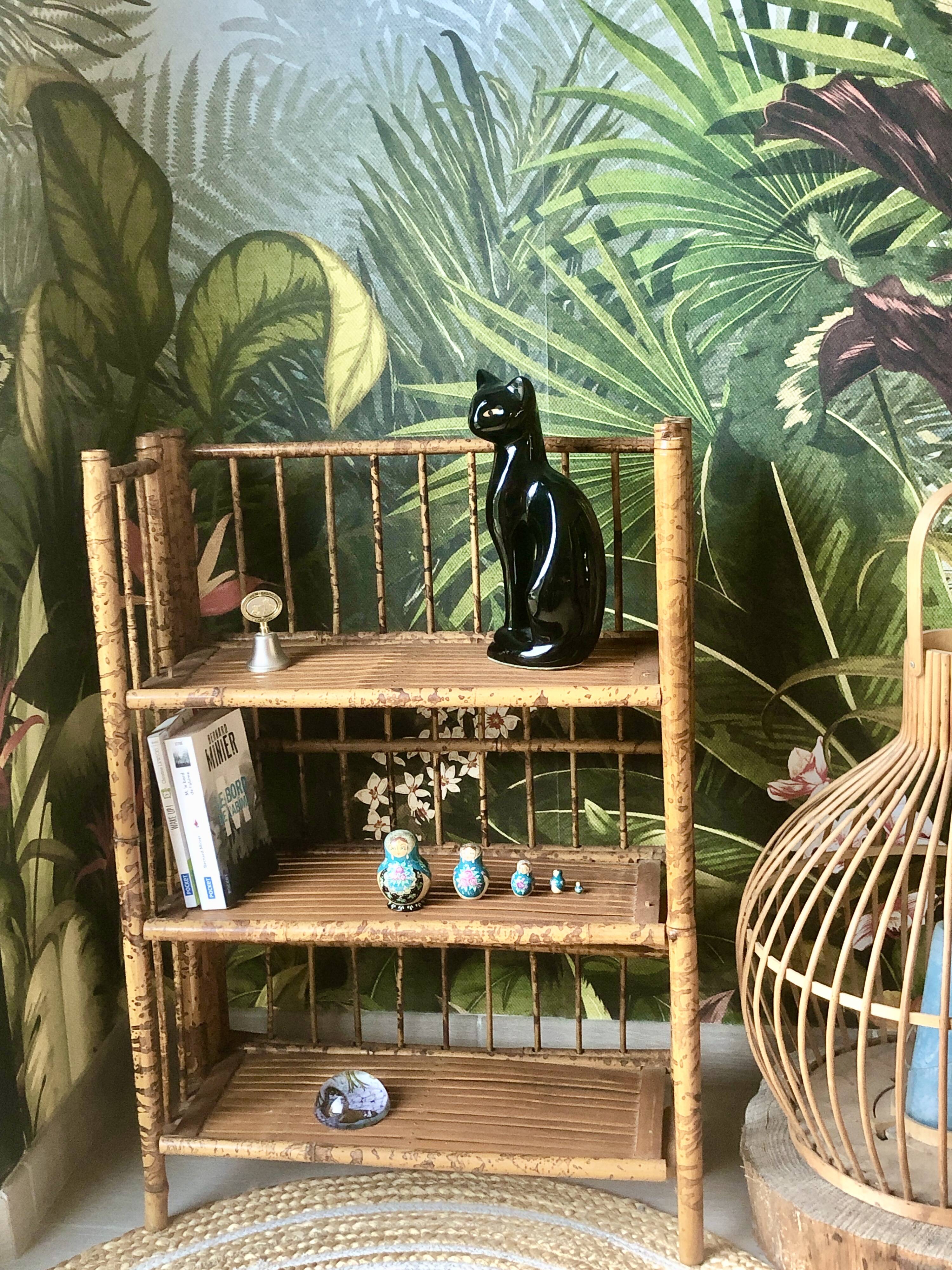 Etagere en bambou mouchete