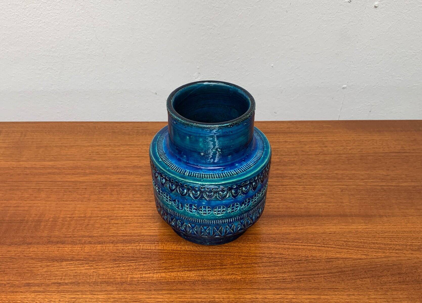 Italian blue ceramic vase Rimini by Aldo Londi for Bitossi, 1960s.