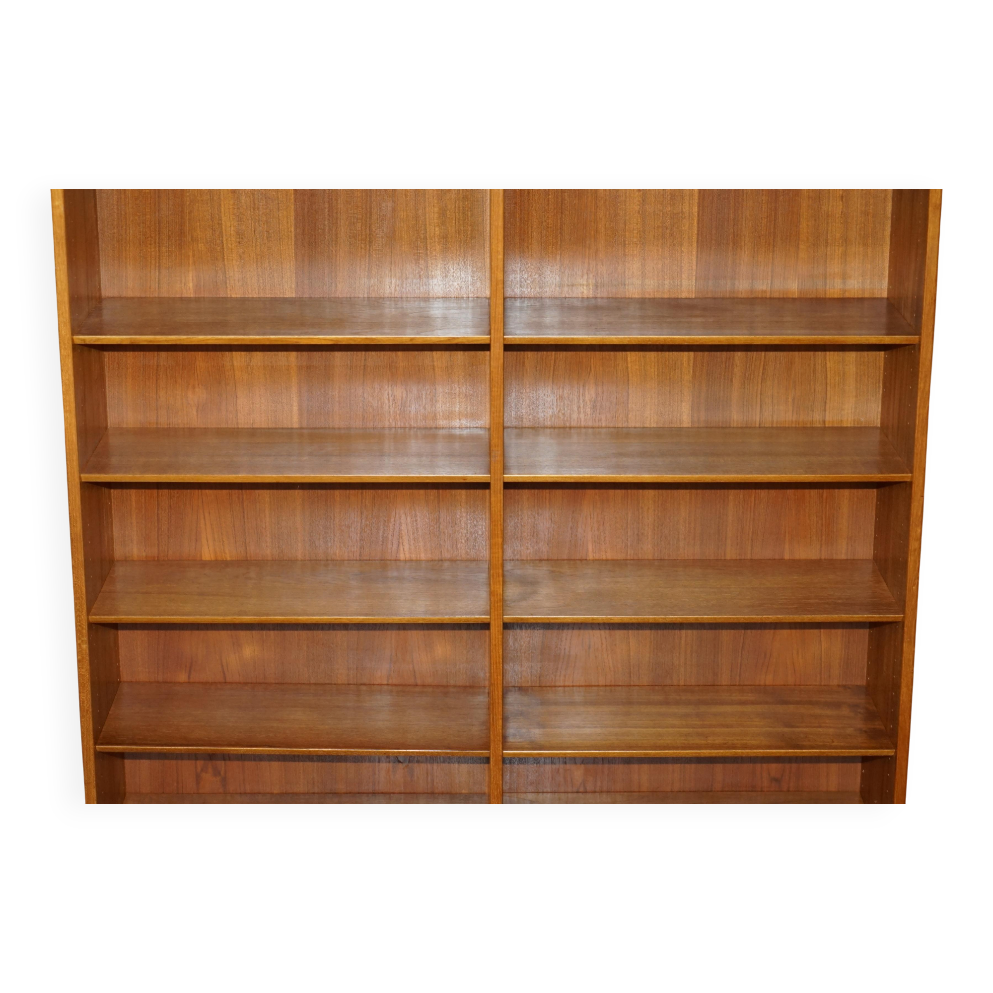 Pair of large open bookshelves Poul Hundevad Mid Century Modern in teak