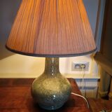 Lampe de table en céramique effet marbre vert