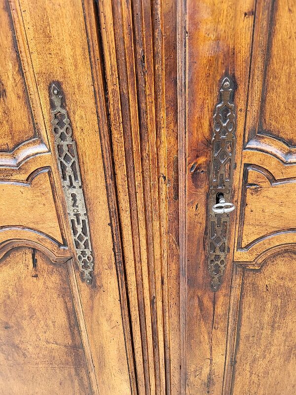 Wardrobe 2 doors louis xv walnut of the xix th siecle