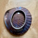 Empty shell pocket