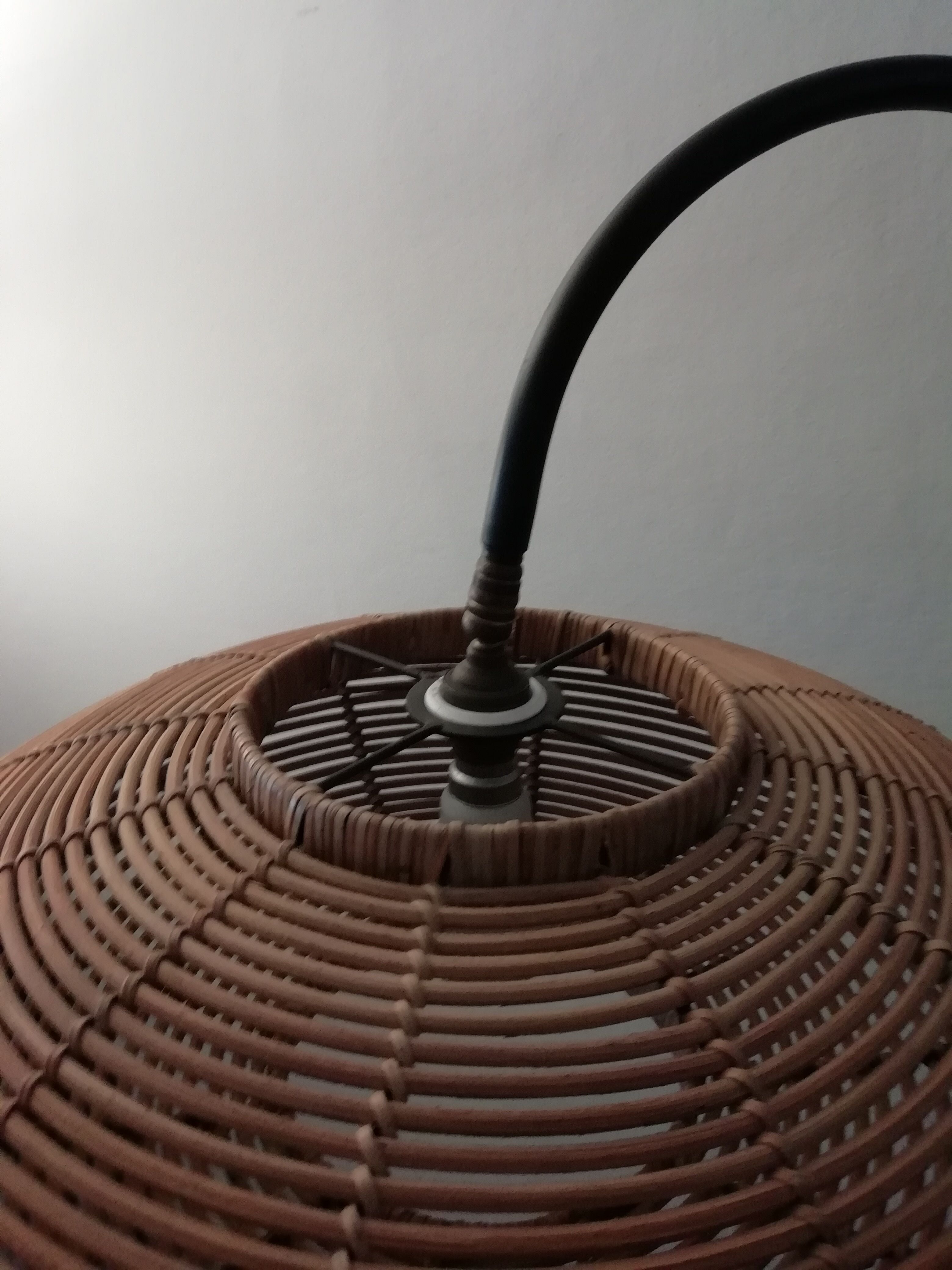 Vintage tablet lamppost