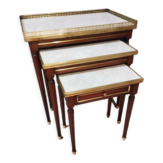 Louis XVI nesting tables in mahogany